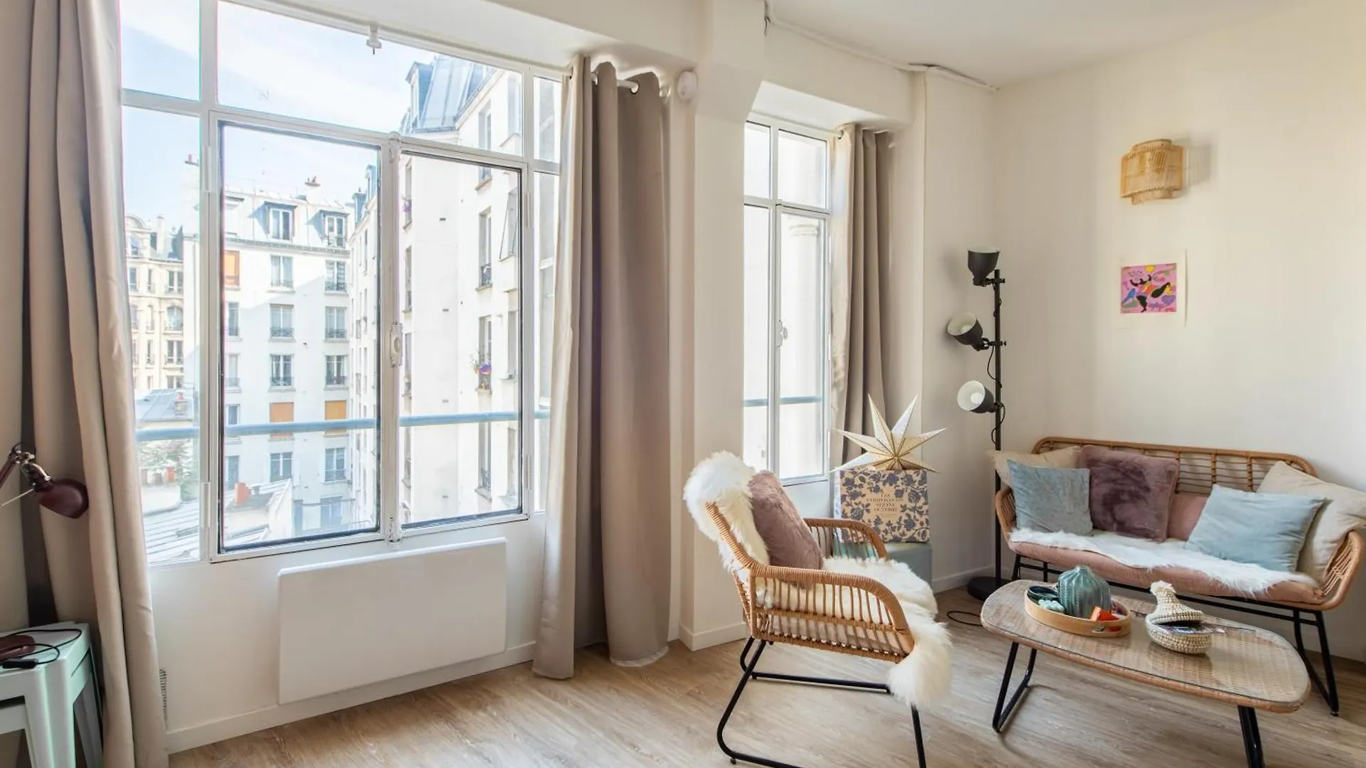 Jules Jouy-Joli Studio Proche Montmartre Apartment Paris